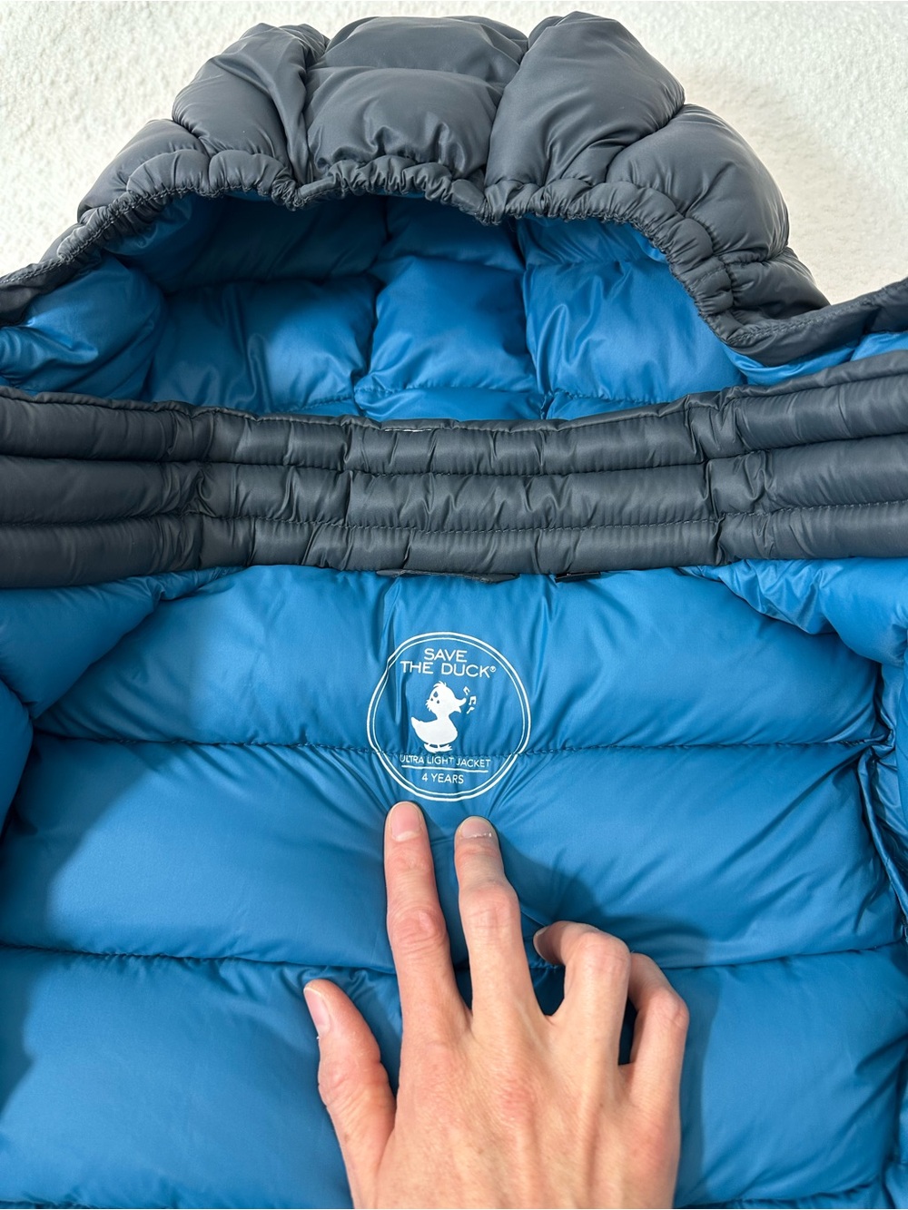 Save The Duck Ultra Light Jacket Synthetic Down Hooded Puffer Jacket 4T - Picture 2 of 9